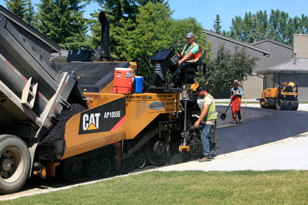 Best Interlocking Driveway Pavers  in Cambridge, IL